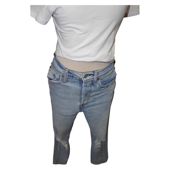 Levi’s 501 Distressed Light Wash Jeans Size 28L28 Women’s High Rise Straight - Picture 2 of 12